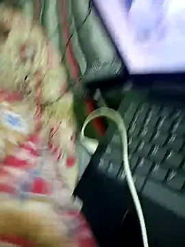 Snapshot of Pandey0012 chatting on 11-16-25, 05:07 Pandey0012 online show from 11-16-25, 05:07