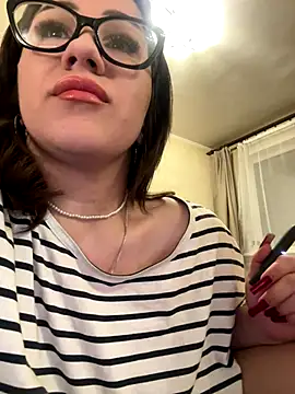 SashaNami online show from 10-29-25, 11:45