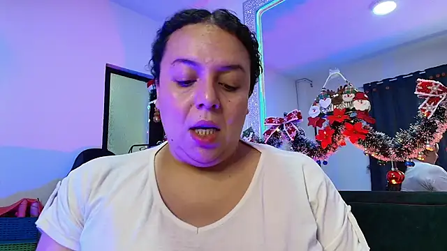 Natasha Amber online show from 12-18-25, 03:18