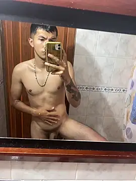 Snapshot of jacob_sc chatting on 11-03-25, 01:23 jacob sc online show from 11-03-25, 01:23