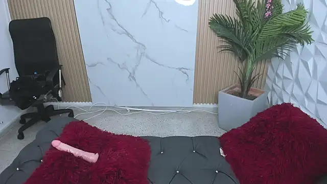 Samantharoseee  online show from 11-26-25, 02:34