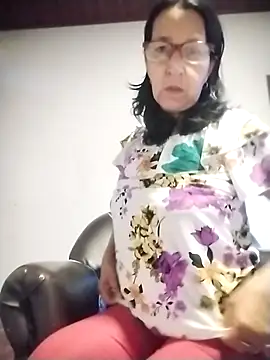 MaryHottiee online show from 11-14-25, 10:07