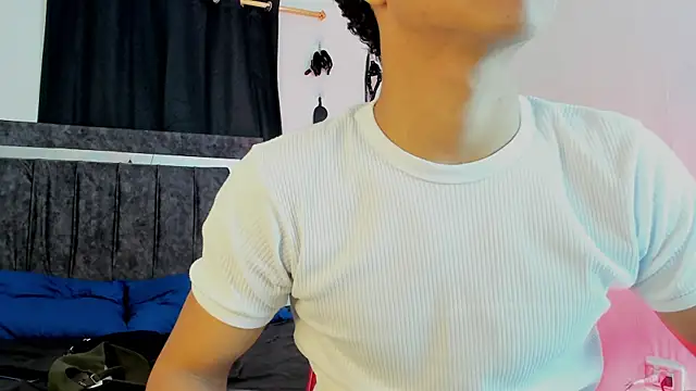 Maximiliano Khalil online show from 12-04-25, 07:33