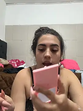 Snapshot of Pauli_Anhell chatting on 11-05-25, 05:07 Pauli Anhell online show from 11-05-25, 05:07