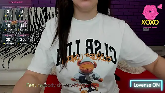 Snapshot of GlowMimi chatting on 02-02-26, 03:11 GlowMimi online show from 02-02-26, 03:11