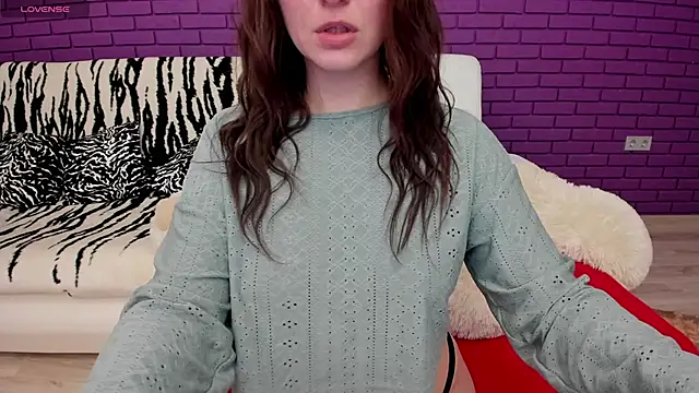 Snapshot of GlowMimi chatting on 02-04-26, 04:46 GlowMimi online show from 02-04-26, 04:46