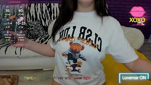 Snapshot of GlowMimi chatting on 02-23-26, 12:13 GlowMimi online show from 02-23-26, 12:13