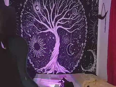 Snapshot of mateos6_6 chatting on 10-28-25, 04:49 mateos6 6 online show from 10-28-25, 04:49