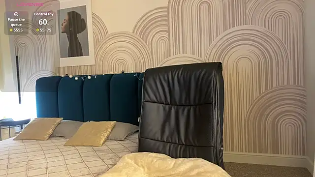 R I N A online show from 12-05-25, 01:03