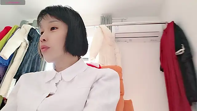 Yan61 online show from 12-19-25, 02:40