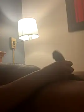 Snapshot of bigblackcock101 chatting on 10-31-25, 07:48 bigblackcock101 online show from 10-31-25, 07:48