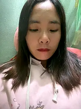 Snapshot of Elysia-007 chatting on 10-31-25, 12:22 Elysia-007 online show from 10-31-25, 12:22