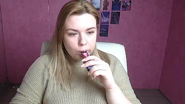 SusannaNight online show from 12-19-25, 06:20