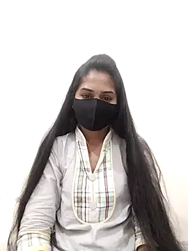 Green LaDY66 online show from 11-11-25, 04:07