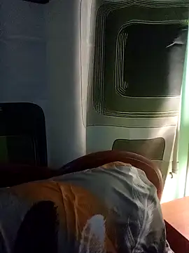 Esenia505 online show from 11-26-25, 05:19