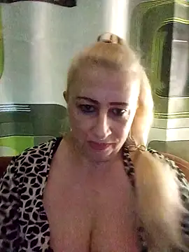 Esenia505 online show from 11-28-25, 10:07