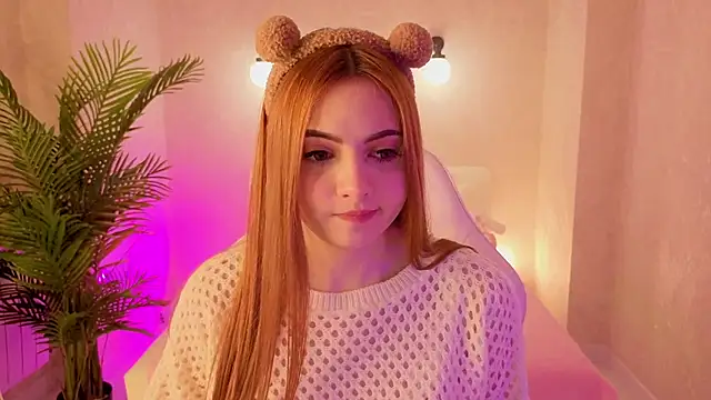 Snapshot of Daniela_Saules chatting on 11-15-25, 09:17 Daniela Saules online show from 11-15-25, 09:17