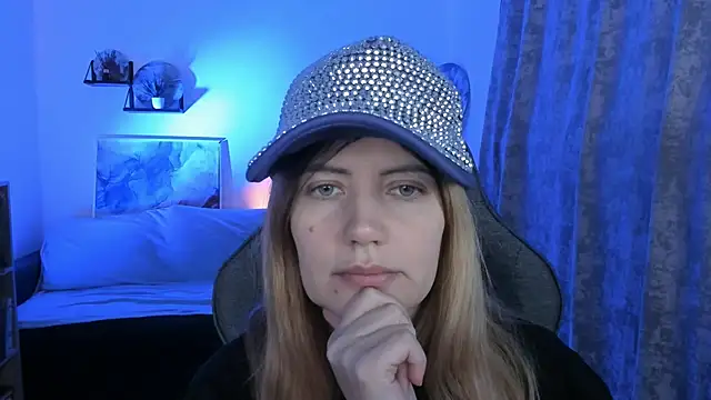 AleksaLaurent online show from 12-14-25, 08:30