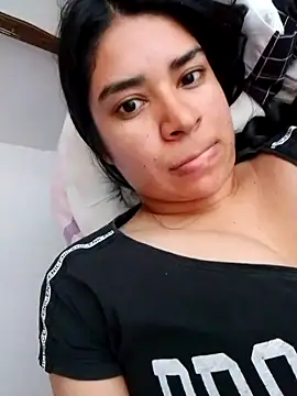 Snapshot of AlayaMore chatting on 11-02-25, 03:36 AlayaMore online show from 11-02-25, 03:36