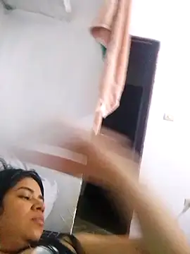 Snapshot of AlayaMore chatting on 11-03-25, 03:41 AlayaMore online show from 11-03-25, 03:41