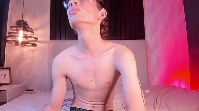 Dave Moss online show from 10-30-25, 03:24