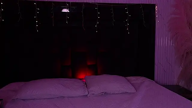 LilithLuxorr online show from 01-17-26, 02:33