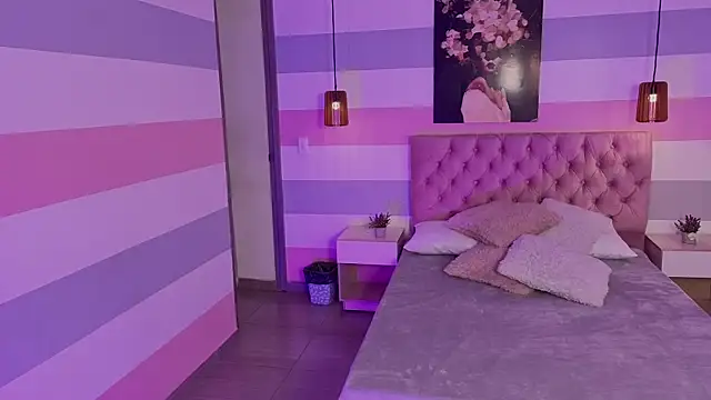 samantaortega   online show from 11-20-25, 12:27