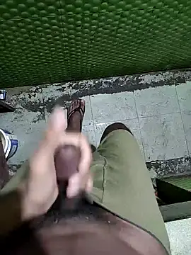 Snapshot of khajamah25 chatting on 10-29-25, 09:49 khajamah25 online show from 10-29-25, 09:49