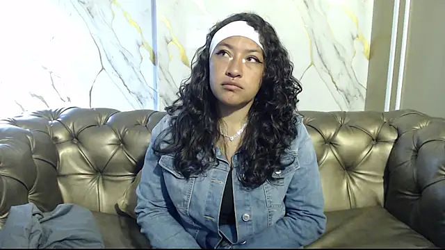 Kataleyaa2  online show from 10-29-25, 12:51