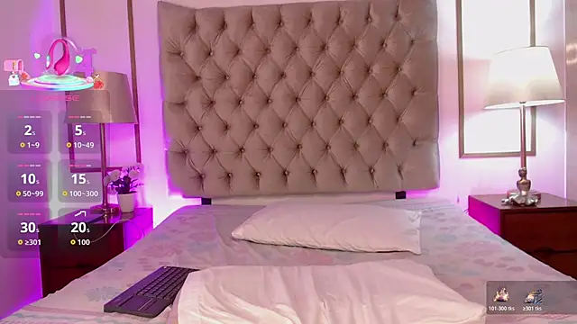 ViolettConnor-x online show from 12-17-25, 10:49