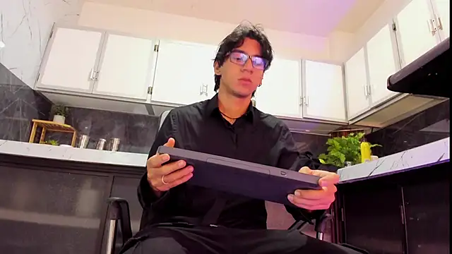 kane del toro online show from 12-20-25, 02:18