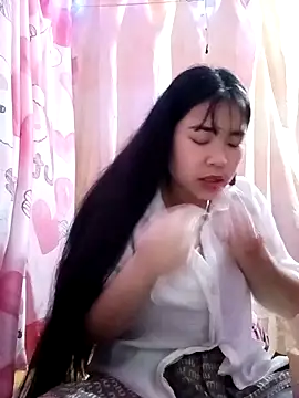 Snapshot of Nul-chal chatting on 02-25-26, 06:01 Nul-chal online show from 02-25-26, 06:01