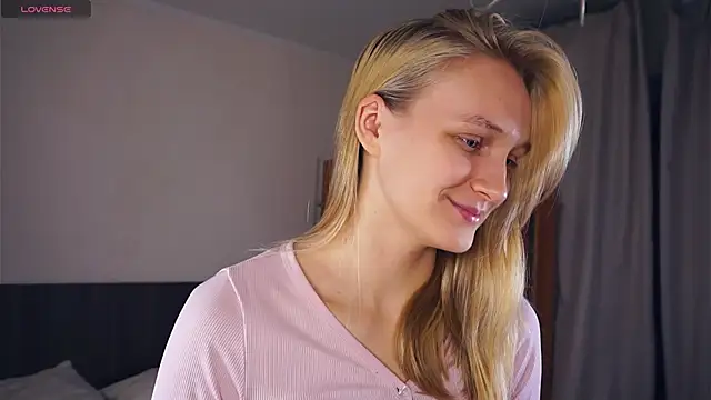 DierdreJacobsohn online show from 11-18-25, 06:40