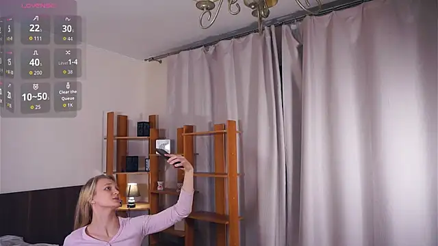 DierdreJacobsohn online show from 12-17-25, 06:30