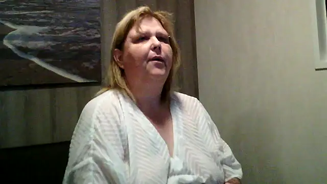 Sylviastar46 online show from 03-28-26, 08:52