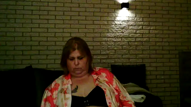 Sylviastar46 online show from 04-04-26, 07:00