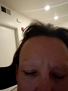 Karebearz1 online show from 03-28-26, 10:59