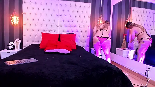 BrendaMarxhal online show from 11-16-25, 03:23