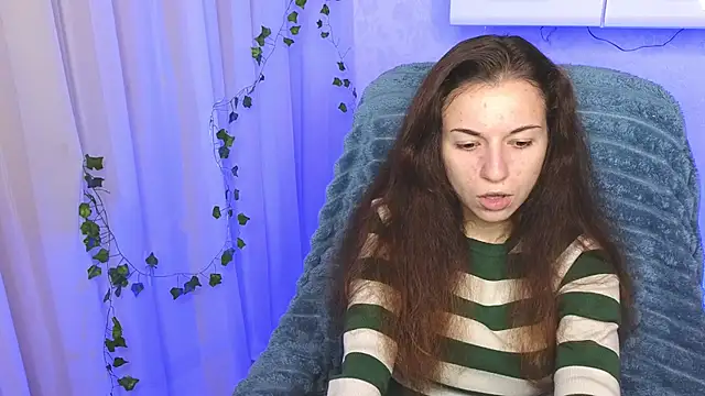 Snapshot of Ulyanix chatting on 11-16-25, 04:29 Ulyanix online show from 11-16-25, 04:29