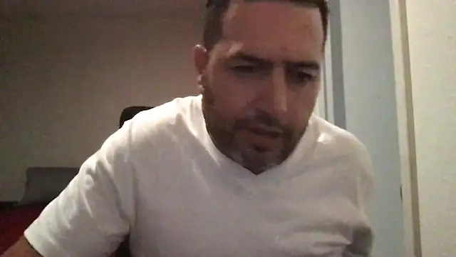 ezrah23 online show from 11-26-25, 05:25