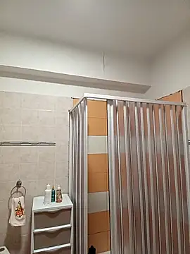 Pistacchio01 online show from 11-01-25, 08:55