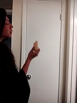 MZThang2Kute online show from 12-16-25, 09:20