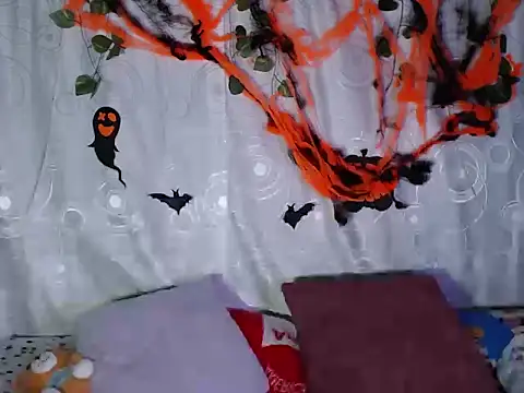 connor michael01 online show from 10-30-25, 07:36