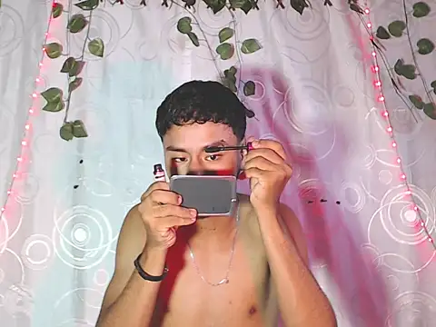 connor michael01 online show from 11-02-25, 08:22