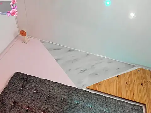  tinyrose  online show from 12-03-25, 07:34