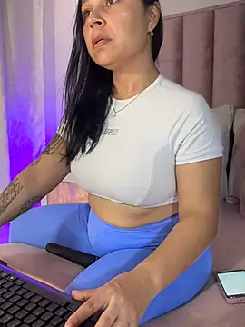 Natural BIGASS Nina online show from 04-13-26, 07:19