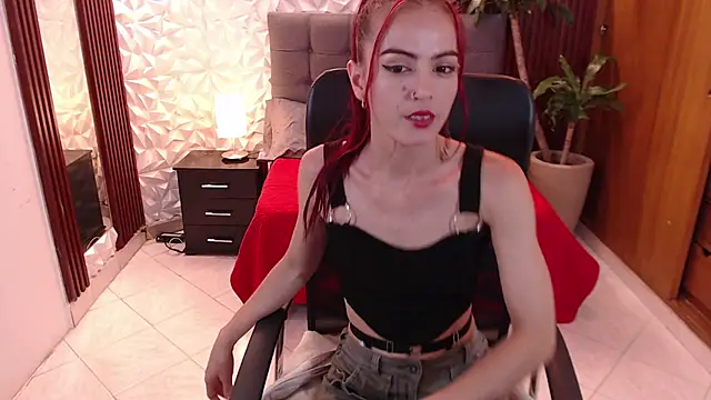 Snapshot of lia_cr1 chatting on 02-28-26, 11:50 lia cr1 online show from 02-28-26, 11:50