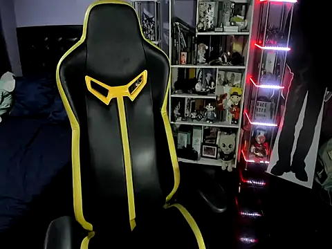 Snapshot of Yummy_dark chatting on 11-12-25, 08:19 Yummy dark online show from 11-12-25, 08:19