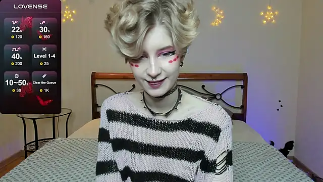 Snapshot of Angel_Julles chatting on 10-31-25, 01:06 Angel Julles online show from 10-31-25, 01:06