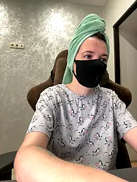 ZlatoslavaLo online show from 11-25-25, 07:19